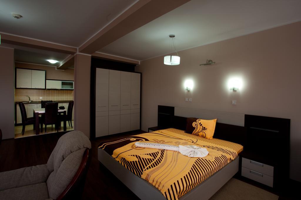 Guesthouse Vitez Вранє Екстер'єр фото